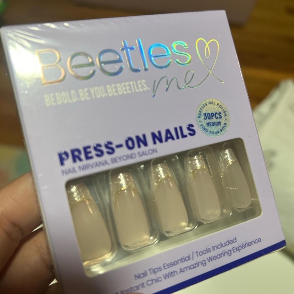 Salon Perfect, Kiss, Beetles Me Nail Sets - Picture 2 of 5